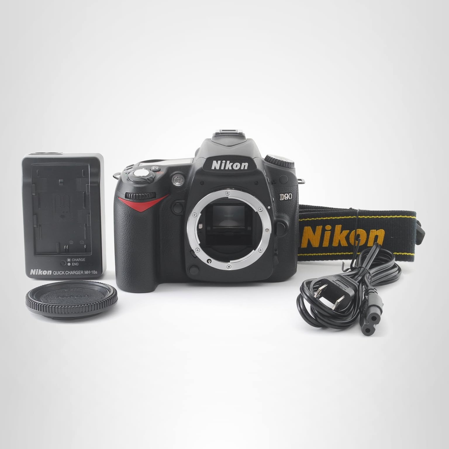 Amazon.co.jp: Nikon DSLR Camera D90 Body : Electronics
